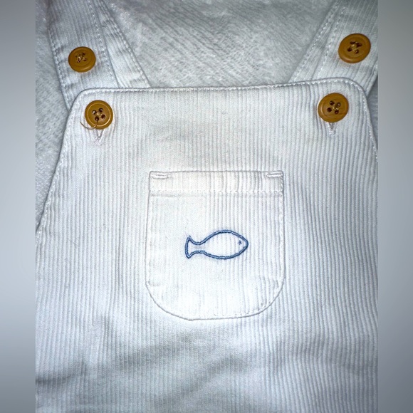 Janie & Jack White Overalls w/ front pocket • GREAT CONDITION • size 6-12 mos - Picture 3 of 5